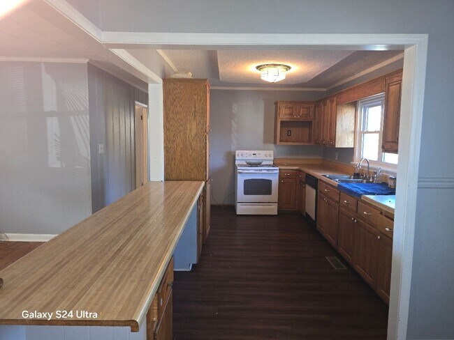 Foto del edificio - 3 Bed 2 bath home in Paragould