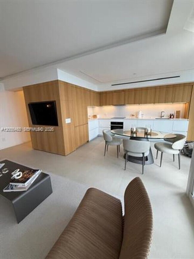Foto del edificio - 4775 Collins Ave