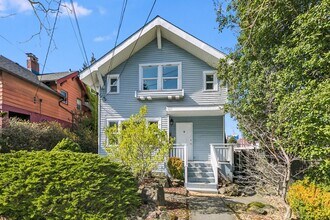 Building Photo - 1111 29th Ave