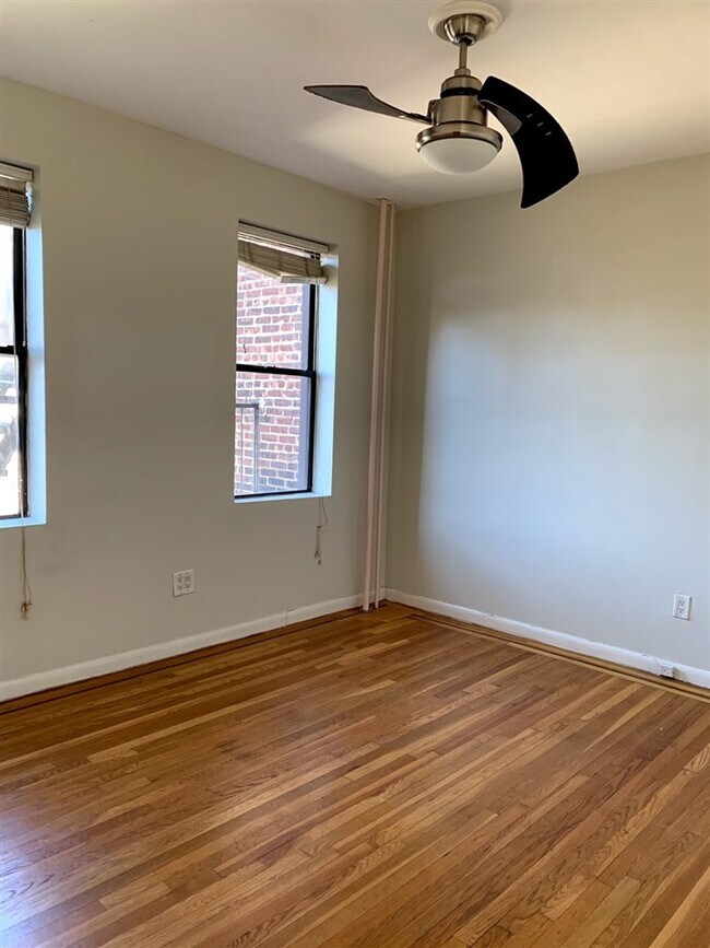 Building Photo - 7111 Palisade Ave