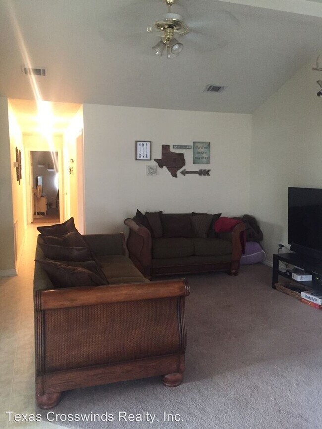 Building Photo - 1018-1018 Sun Meadow Ct