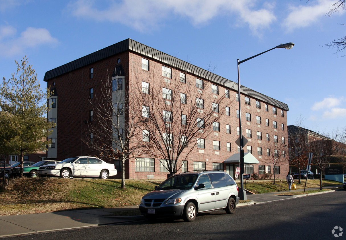 Foto del edificio - Moore Tower