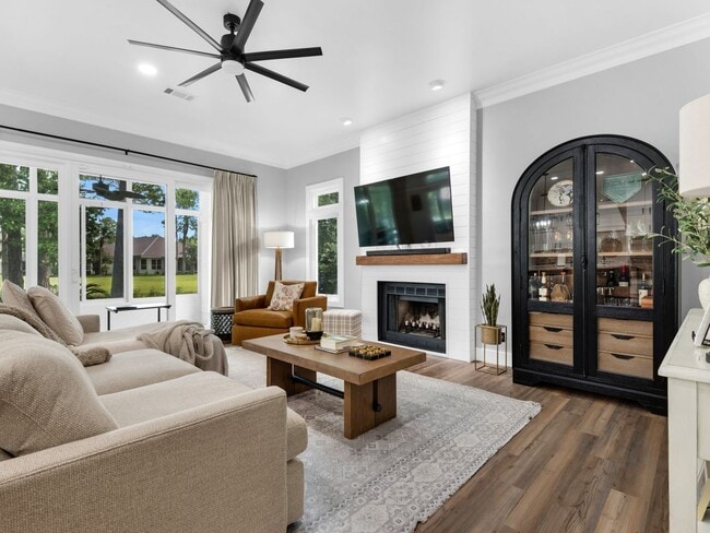 Foto del edificio - Stunning Furnished 3-Bedroom Golf Course H...