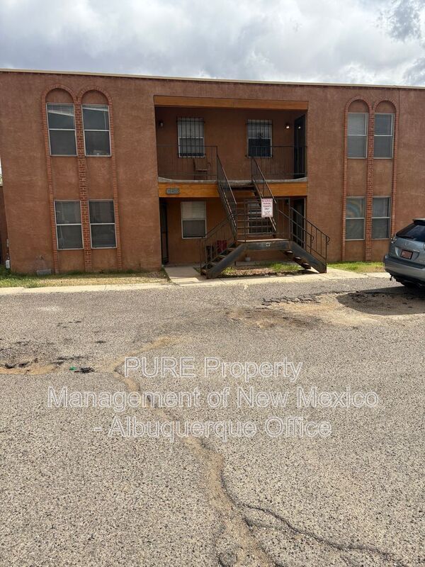 Foto principal - 12400 Hardin Ct NE