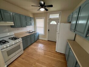 Building Photo - 3424 N Lavergne Ave