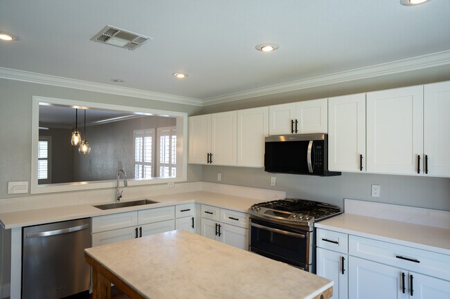 Foto del edificio - 10463 Wellington Manor Ave