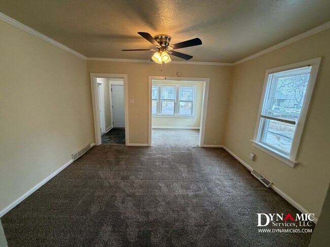 Foto del edificio - 4+ Bedroom, 2 Bath House By Augustana and USF