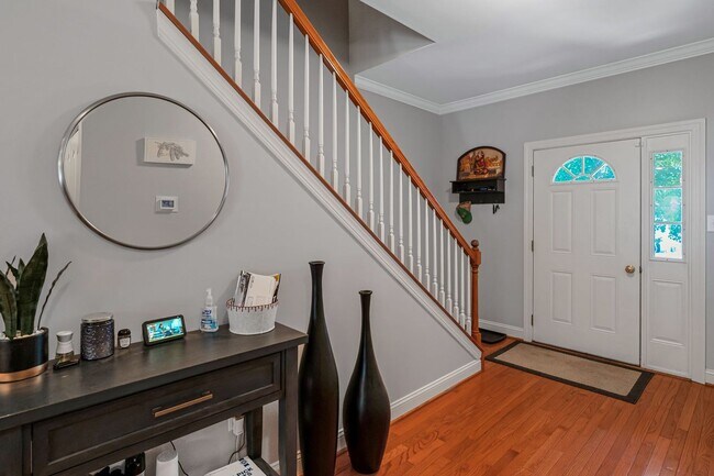 Foto del edificio - Beautiful 3 Bedroom Bridgeport Townhome!
