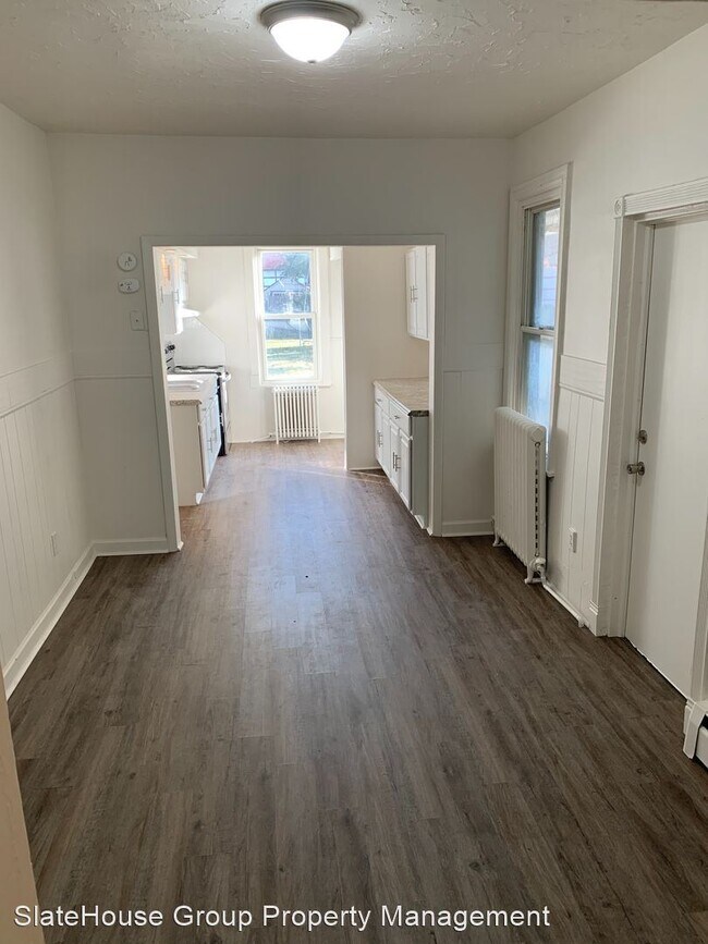 Building Photo - 4 br, 1 bath House - 328 N 5th St