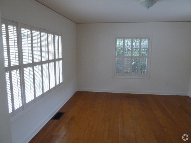 Building Photo - 1515 Kearney St