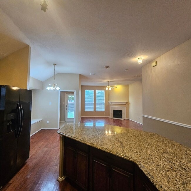 Building Photo - Pine Ridge Estates