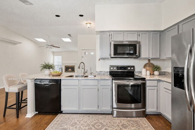 Foto del edificio - 2010 Cottage Oak Ln
