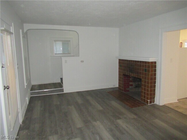 Building Photo - 4482 Liberty Rd