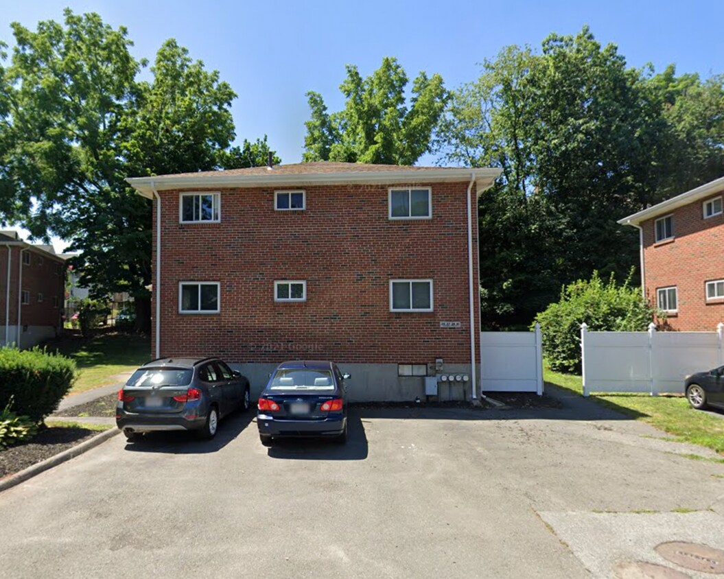 Foto principal - 29 Oxford Cir