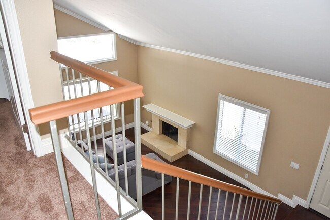 Foto del edificio - Steps to Chapman University