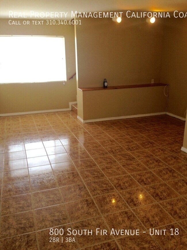 Building Photo - Unique Townhouse in Inglewood w/Washer & D...