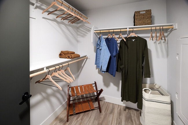 Foto del edificio - MAA Val Vista