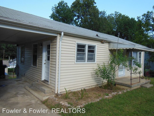 Foto del edificio - 2 br, 1 bath House - 822 Putnam Street