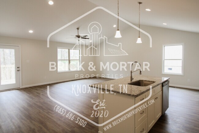 Foto del edificio - 4819 McCloud Rd