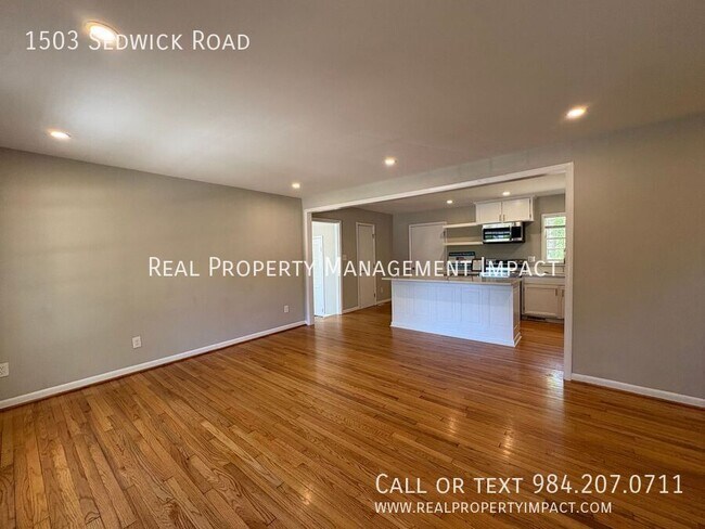 Foto del edificio - 1503 Sedwick Rd