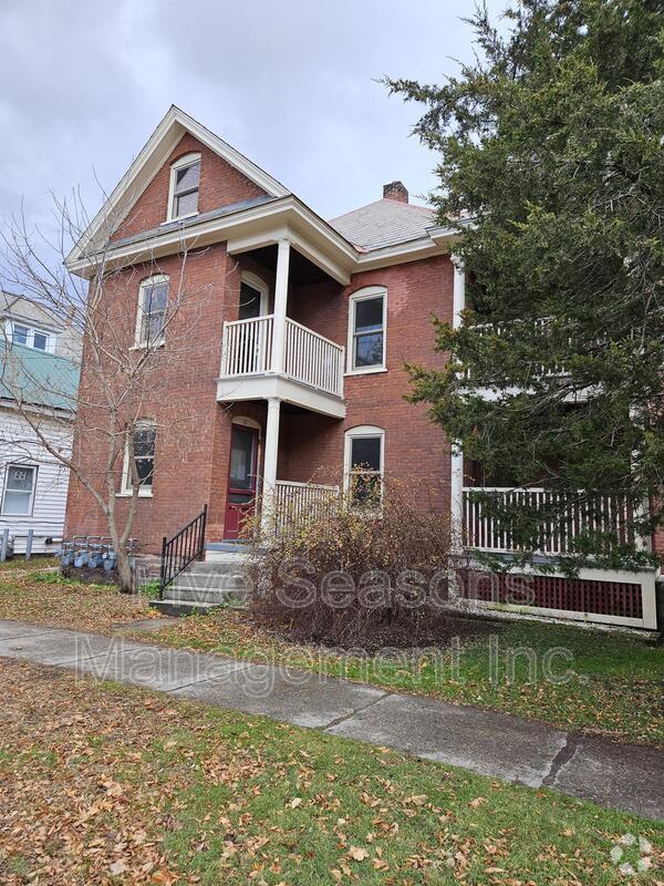 Building Photo - 38-40-40 Monroe St