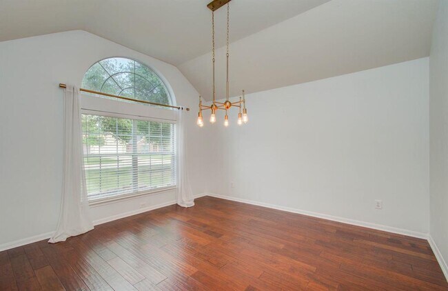 Foto del edificio - 15011 Redding Crest Ln