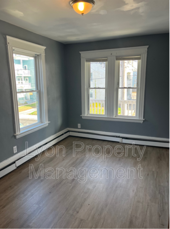 222 Wood Ave Unit 2nd Floor, Woonsocket, RI 02895 Condo for Rent in