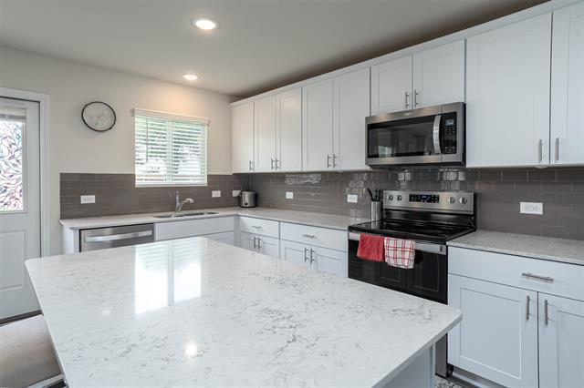 Foto del edificio - 4620 Knoll Gardens Wy
