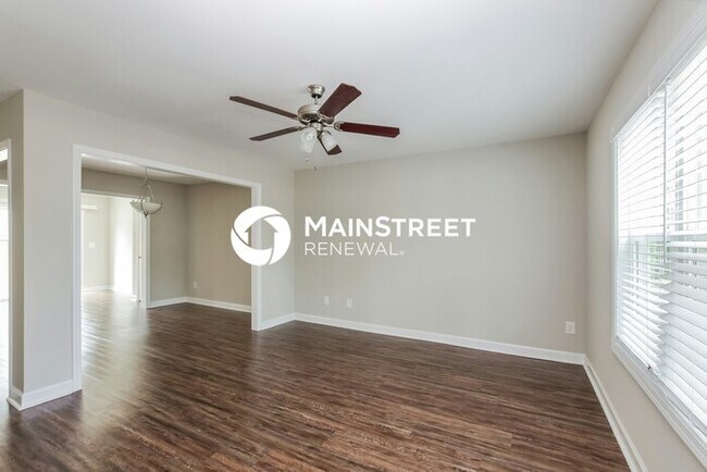 Foto del edificio - 3 Bedroom Pet-Friendly Home in Kannapolis, NC with Main Street Renewal