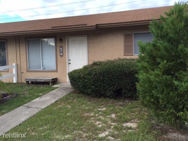 Primary Photo - 670 W Rosewood Ln