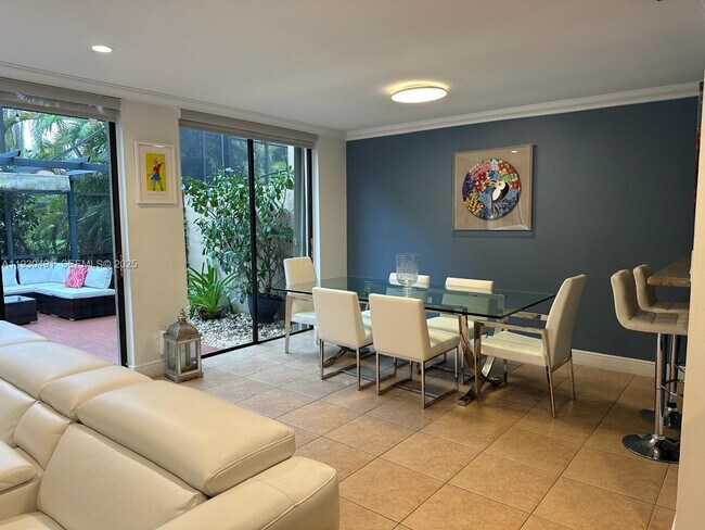 Foto del edificio - 9805 Costa Del Sol Blvd