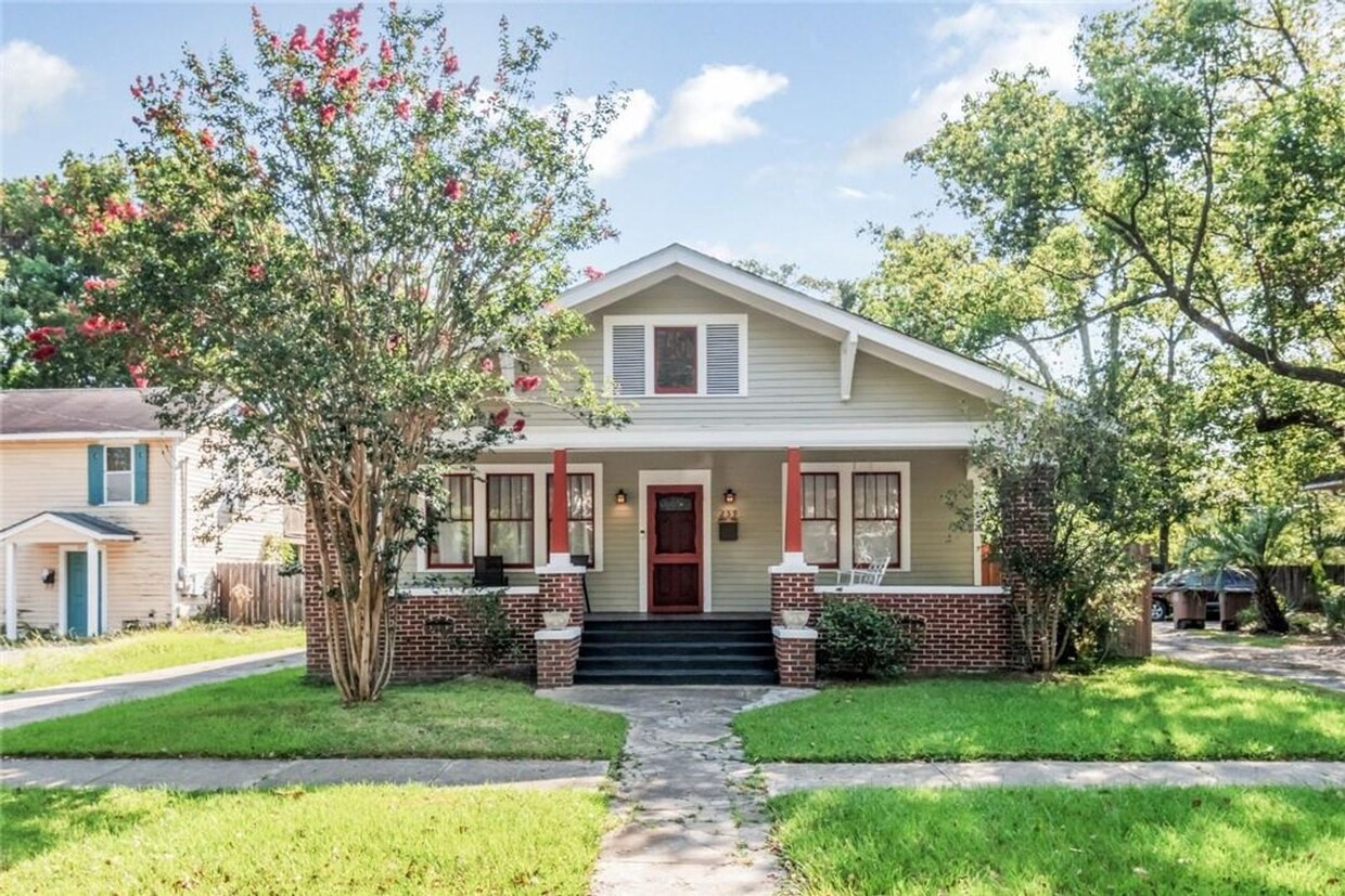 MIDTOWN COTTAGE - House Rental in Mobile, AL | Apartments.com