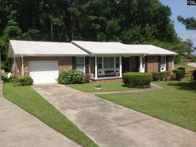 Foto del edificio - 612 Piney Woods Rd