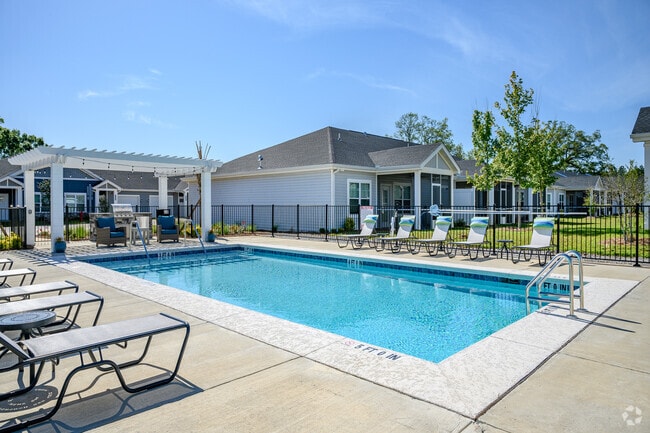 Building Photo - Arena Villas at Blue Angel