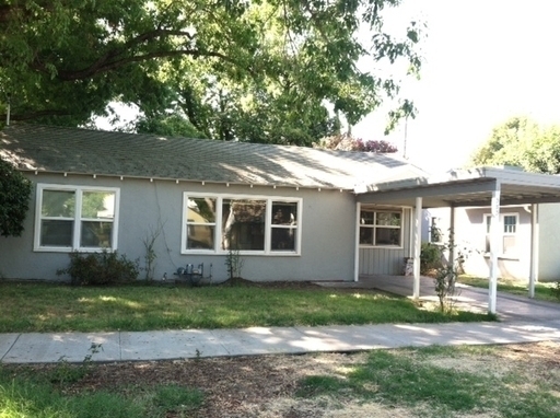 Foto principal - Lovely Two Bedroom Home on E. 5th Ave!