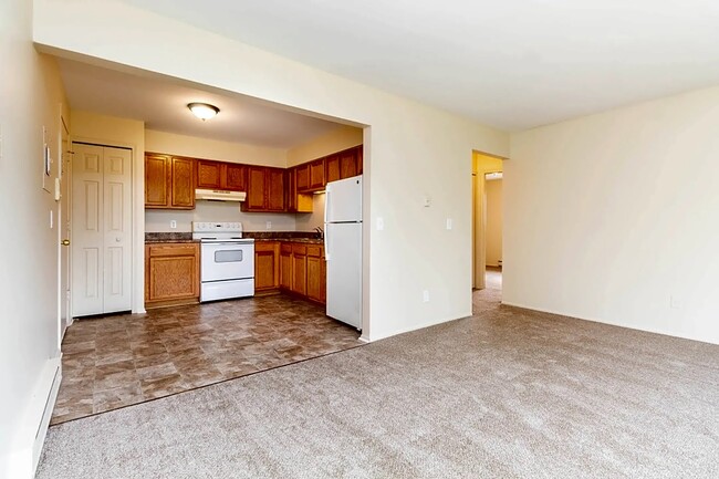 Kitchen and Breakfast Nook - Colonial Hills Apartments