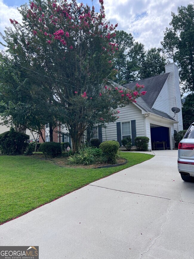Building Photo - 2118 Hunters Branch Ct