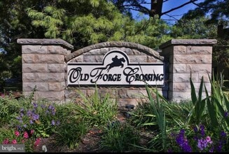 Building Photo - 253 Old Forge Xing