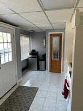 Building Photo - 349 Naubuc Ave