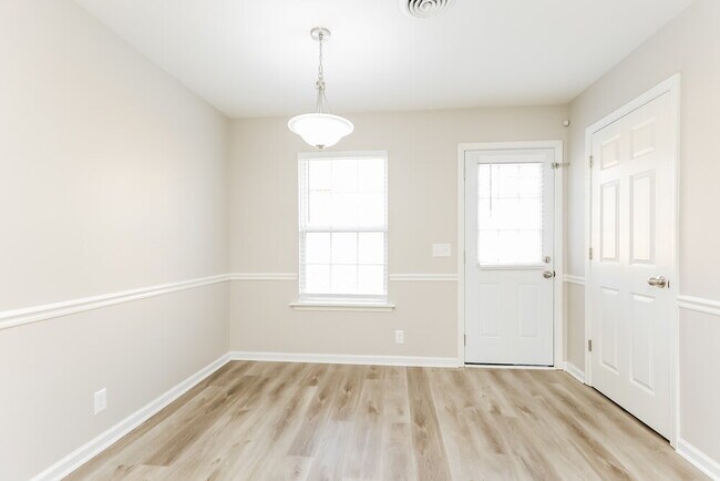 Building Photo - 3025 Ace Wintermeyer Dr
