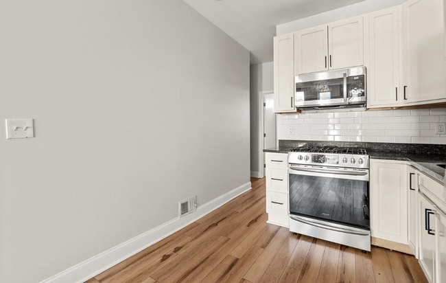 Photo - 41 N Collington Ave House