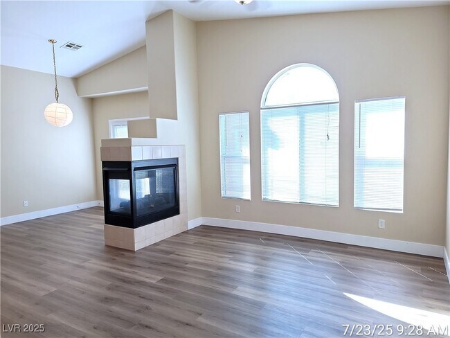 Foto del edificio - 1558 Wild Willey Way