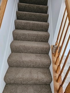 Building Photo - 2230 Melrose Ln