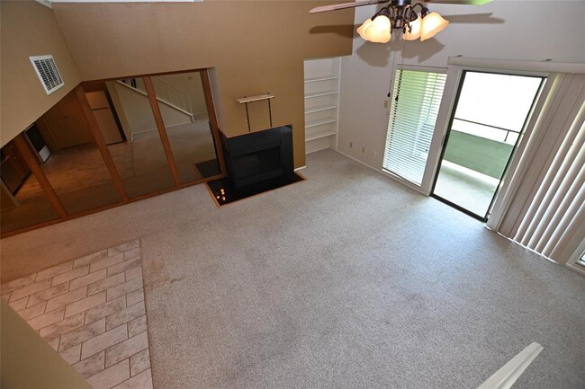 Foto del edificio - 14777 Wunderlich Dr