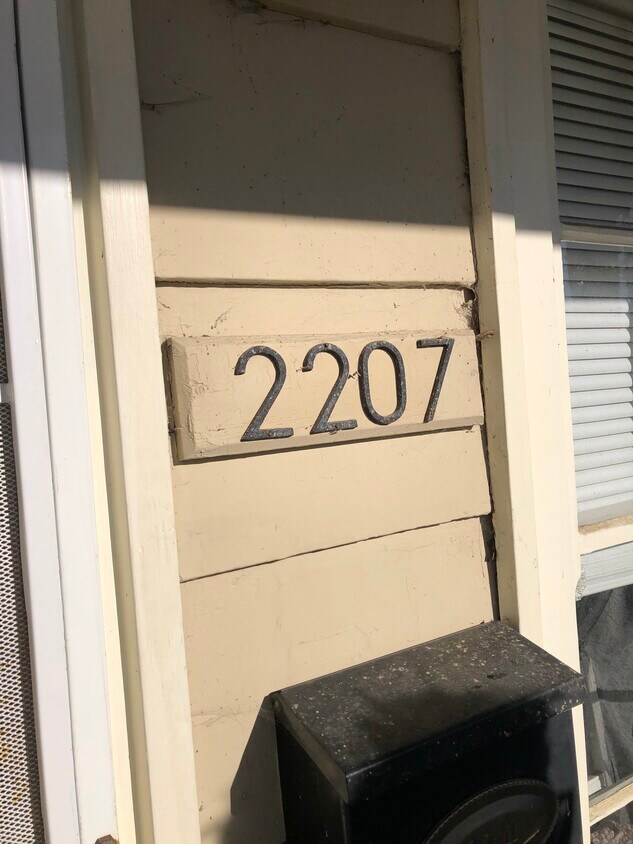 Foto principal - 2207 5th St