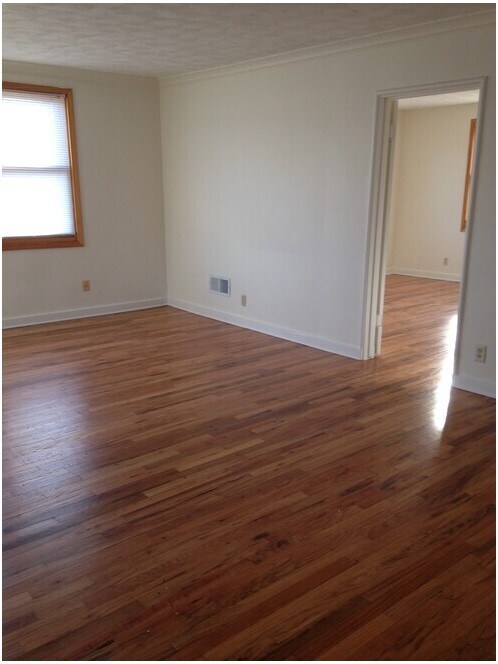 Building Photo - 817 N 48th St