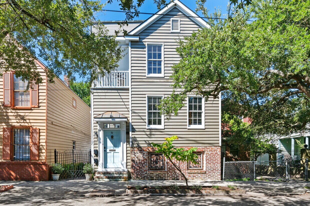 Primary Photo - 87 America St