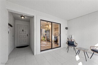 Building Photo - 12090 Kelly Greens Blvd