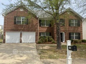 Building Photo - 6452 Snowden Dr