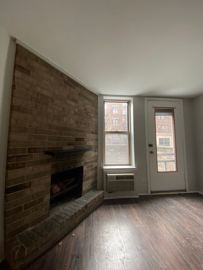 Building Photo - 752 W Gordon Ter